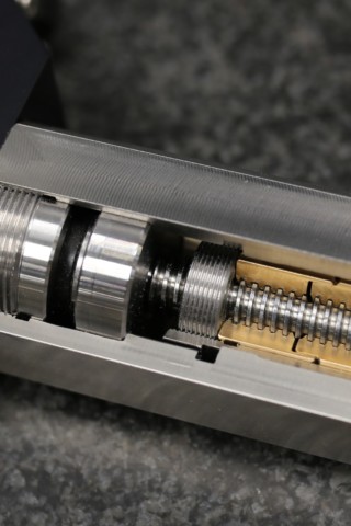 Linear actuator